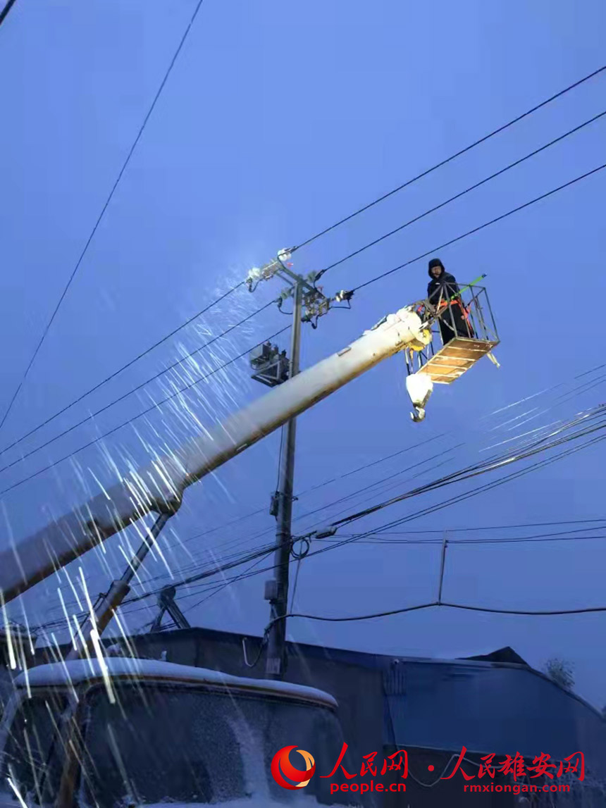 117գW(wng)۰^(q)늹˾ݔ늌I(y)M(du)220kV݄ׄM(jn)ѩѲ^쌧(do)(dng)r^(q)늾W(wng)ȫ(wn)\(yn)W(wng)۰^(q)늹˾D
