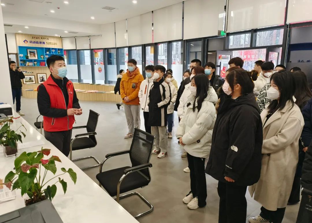 圖為容西片區(qū)大學生寒假社會實踐參觀活動現(xiàn)場。河北新聞網(wǎng)記者王青峰 攝