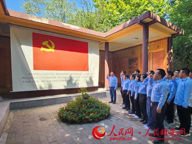 圖為宣誓現(xiàn)場。中建三局容西安置房項目部供圖
