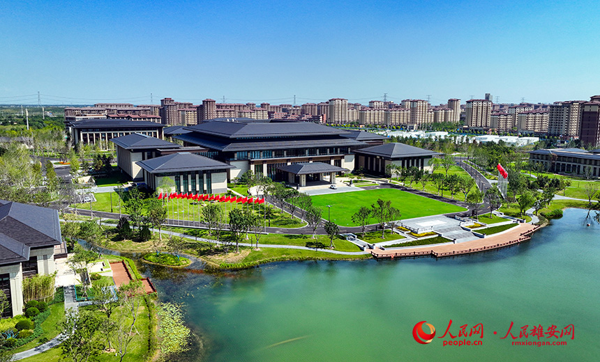 位于容東片區(qū)的雄安國際酒店建筑彰顯“禮序之美”。人民網(wǎng) 李兆民攝