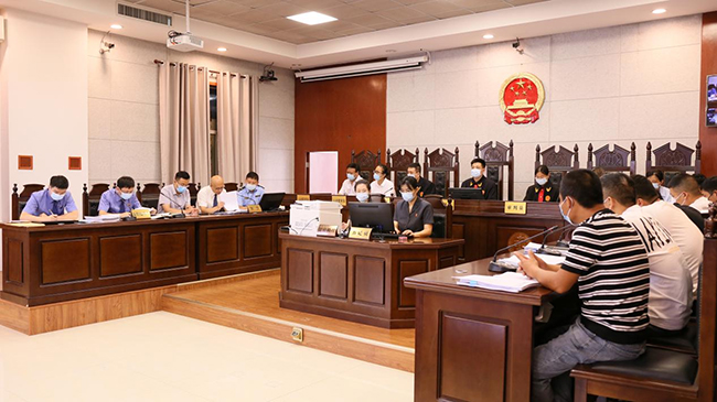 2022年9月8日，雄安中院環(huán)境資源審判庭成立后“第一案”庭審現(xiàn)場。雄安中院供圖