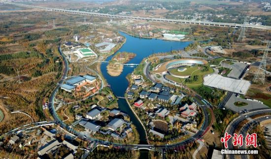 資料圖為10月31日，航拍雄安新區(qū)郊野公園秋景。（無人機(jī)照片） <a target='_blank' href='/'><p  align=